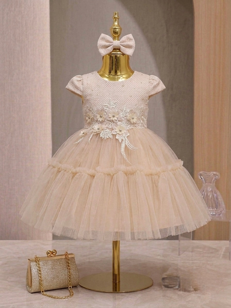 Champagne Floral Dream